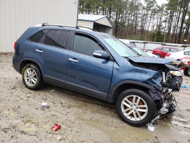Photo 4 from auction – 2014 KIA SORENTO LX with VIN 5XYKT3A66EG548283