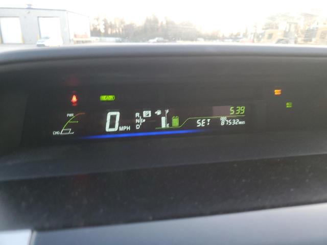 Photo 9 from auction – 2013 TOYOTA PRIUS V with VIN JTDZN3EU8D3253951
