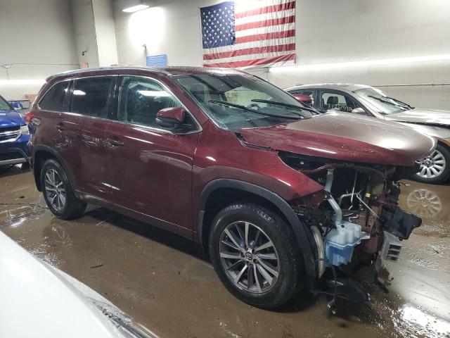 Photo 4 from auction – 2018 TOYOTA HIGHLANDER with VIN 5TDJZRFH6JS808492