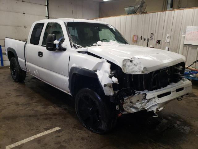 Photo 4 from auction – 2004 CHEVROLET silverado with VIN 2GCEK19V441216917