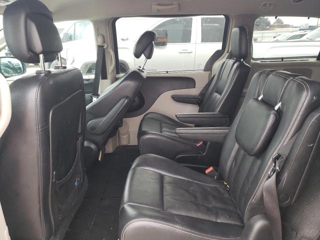 Photo 11 from auction – 2013 CHRYSLER TOWN & COU with VIN 2C4RC1CG6DR589595
