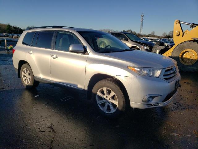 Photo 4 from auction – 2013 TOYOTA HIGHLANDER with VIN 5TDZK3EH6DS120440