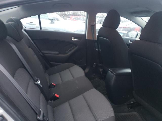 صورة رقم 10 من المزاد - 2017 KIA FORTE LX مع VIN 3KPFK4A74HE012971