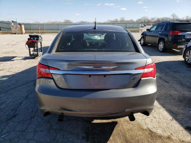 Photo 6 from auction – 2013 CHRYSLER 200 TOURIN with VIN 1C3CCBBG8DN720072