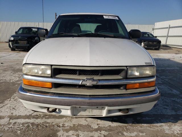 Photo 5 from auction – 2000 CHEVROLET BLAZER with VIN 1GNDT13WXYK147089