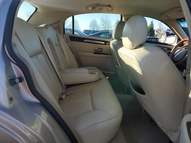 Photo 10 from auction – 2008 LINCOLN TOWN CAR E with VIN 2LNHM82WX8X663351