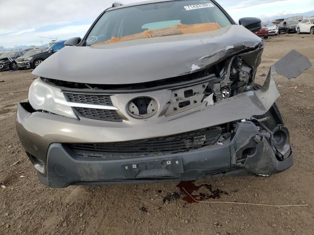Photo 5 from auction – 2015 TOYOTA RAV4 LE with VIN JTMBFREV6FD142175