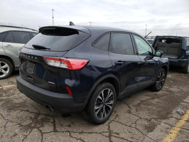 Photo 3 from auction – 2021 FORD ESCAPE SE with VIN 1FMCU9G63MUA01587