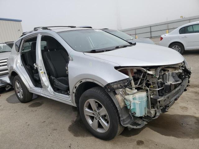 Photo 4 from auction – 2015 TOYOTA RAV4 XLE with VIN 2T3WFREV2FW153940