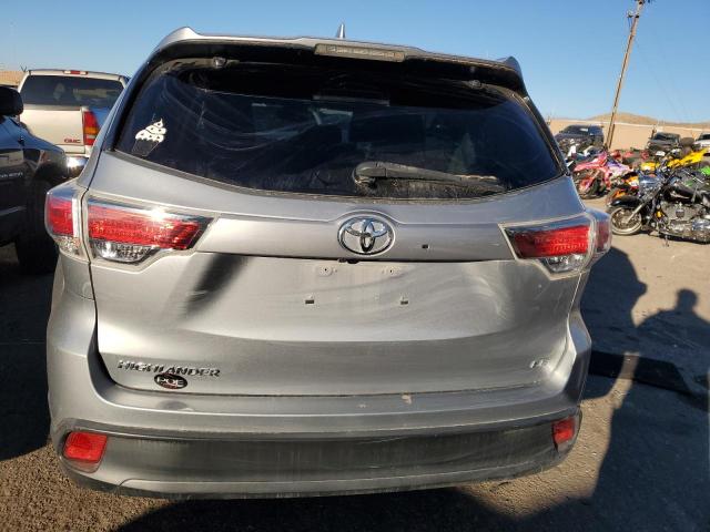 Photo 6 from auction – 2015 TOYOTA HIGHLANDER with VIN 5TDZKRFH8FS102638
