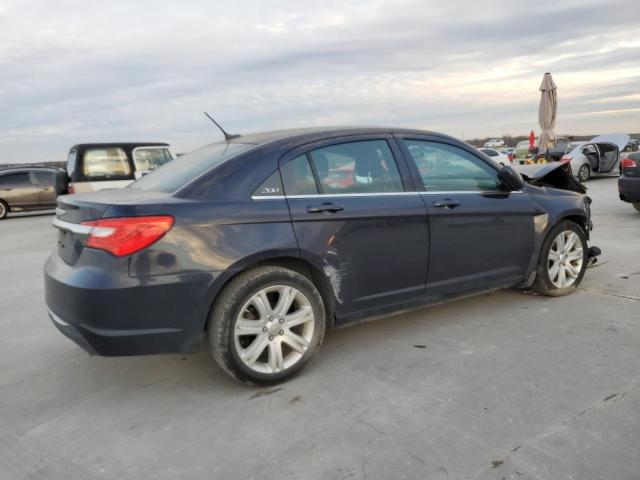 Photo 3 from auction – 2012 CHRYSLER 200 TOURIN with VIN 1C3CCBBG8CN183900