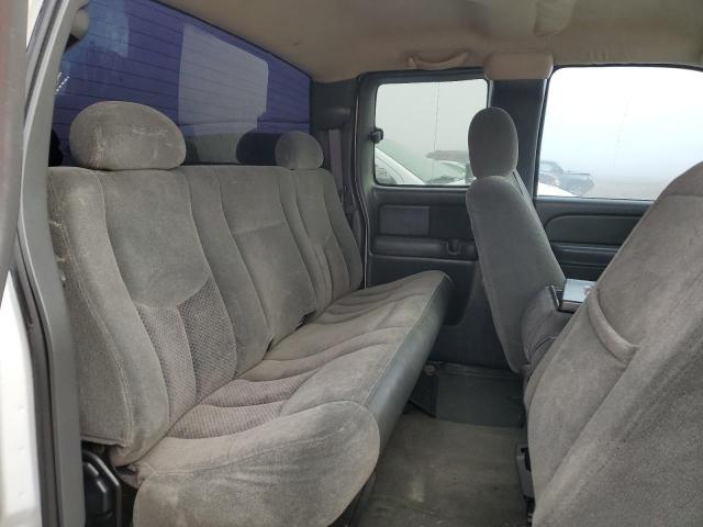 Photo 10 from auction – 2004 CHEVROLET SILVERADO with VIN 2GCEC19V841326611