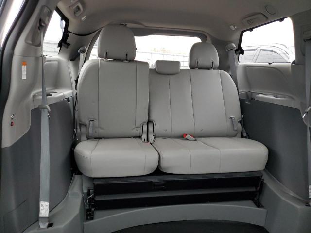 Photo 10 from auction – 2018 TOYOTA SIENNA XLE with VIN 5TDYZ3DC3JS965643