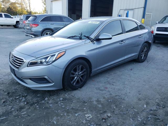 HYUNDAI SONATA SE 2017 with VIN 5NPE24AF0HH506680 - Photo from auction