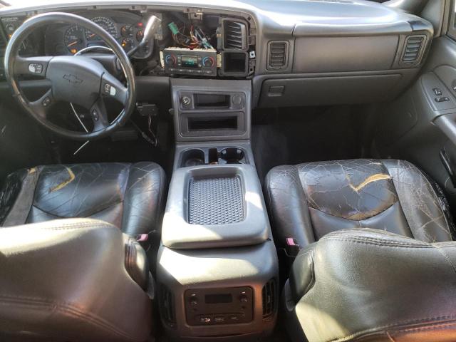 Photo 8 from auction – 2004 CHEVROLET AVALANCHE with VIN 3GNEK12TX4G151496