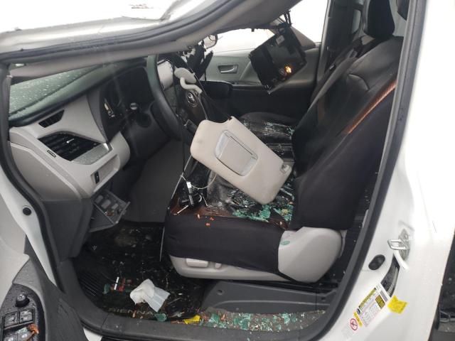 Photo 7 from auction – 2018 TOYOTA SIENNA LE with VIN 5TDKZ3DC1JS959281