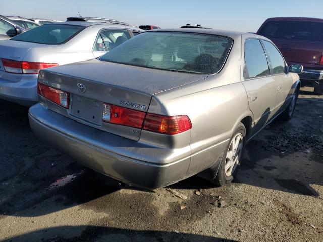 Photo 3 from auction – 2000 TOYOTA CAMRY LE with VIN 4T1BF22K1YU111710