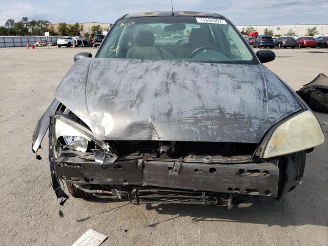 Photo 5 from auction – 2005 FORD FOCUS ZX4 with VIN 1FAFP34N35W251067