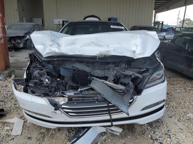 Photo 5 from auction – 2015 HYUNDAI GENESIS 5. with VIN KMHGN4JF1FU071537