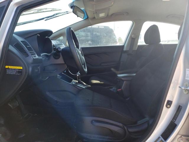 Photo 7 from auction – 2016 KIA FORTE LX with VIN KNAFK4A65G5619136