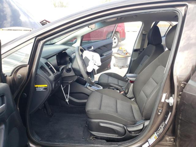 Photo 7 from auction – 2017 KIA FORTE LX with VIN 3KPFK4A70HE041092