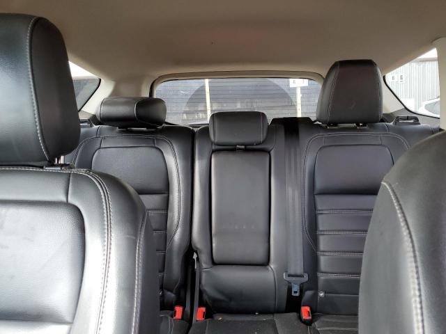 Photo 10 from auction – 2019 FORD ESCAPE SEL with VIN 1FMCU0HD3KUC31409