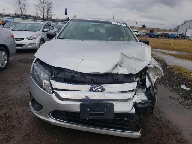 Photo 5 from auction – 2012 FORD FUSION S with VIN 3FAHP0GA4CR117927