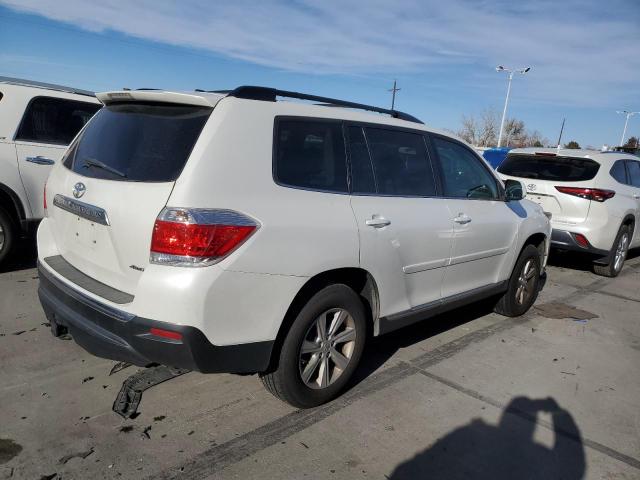 Photo 3 from auction – 2011 TOYOTA HIGHLANDER with VIN 5TDBK3EH9BS072415