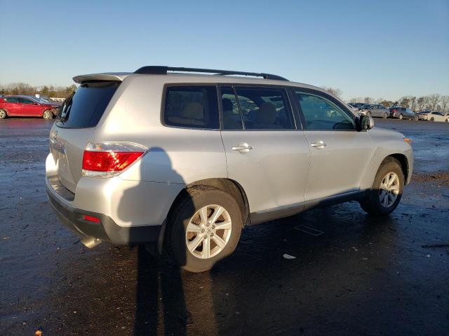 Photo 3 from auction – 2013 TOYOTA HIGHLANDER with VIN 5TDZK3EH6DS120440