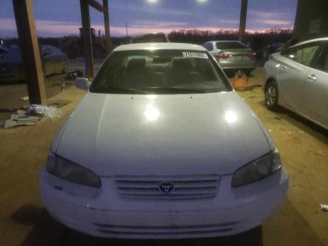 Photo 5 from auction – 1998 TOYOTA CAMRY CE with VIN 4T1BF22K7WU058976
