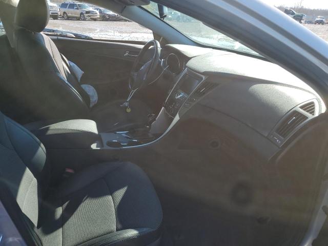 Photo 7 from auction – 2012 HYUNDAI SONATA SE with VIN 5NPEC4AC5CH427016