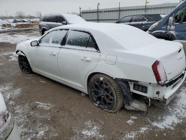 Photo 2 from auction – 2019 CHRYSLER 300 S with VIN 2C3CCAGG8KH634429
