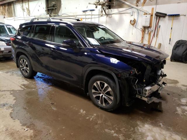 Photo 4 from auction – 2022 TOYOTA HIGHLANDER with VIN 5TDHZRBH7NS560795
