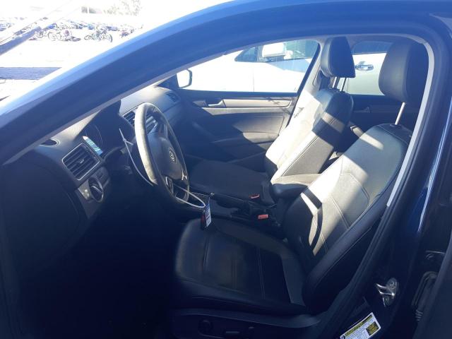 Photo 7 from auction – 2015 VOLKSWAGEN PASSAT S with VIN 1VWAT7A36FC098517