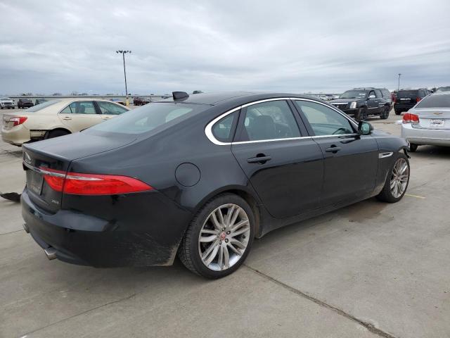 Photo 3 from auction – 2017 JAGUAR XF PRESTIG with VIN SAJBE4BV6HCY32545