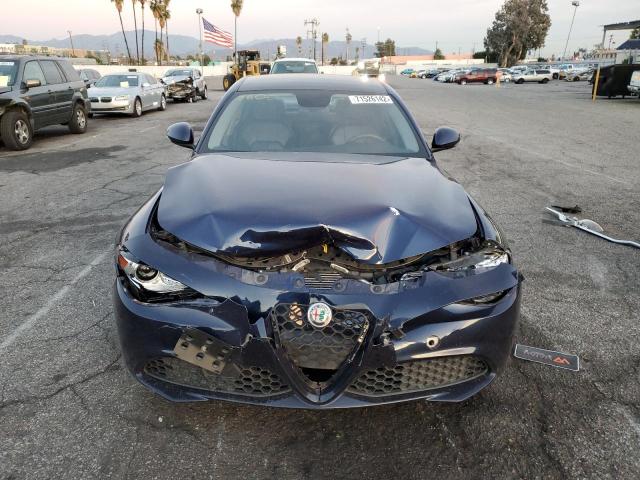 Photo 5 from auction – 2019 ALFA ROMEO GIULIA with VIN ZARFAMAN7K7621602
