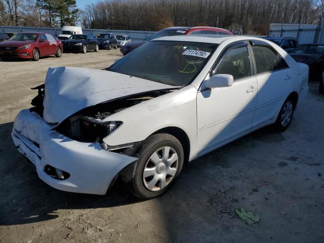TOYOTA CAMRY LE 2004 with VIN 4T1BE32K54U329393 - Photo from auction