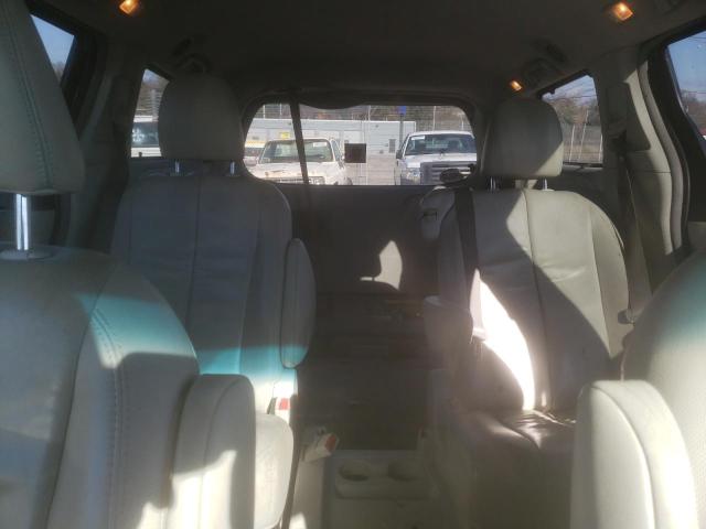 Photo 10 from auction – 2011 TOYOTA SIENNA XLE with VIN 5TDYK3DCXBS076103