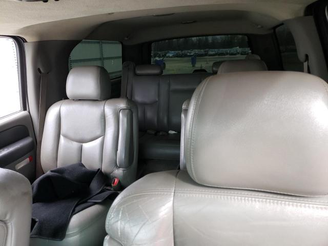 Photo 10 from auction – 2003 CHEVROLET SUBURBAN K with VIN 3GNFK16Z03G304033