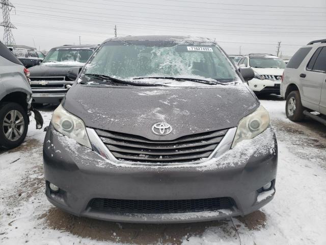 Photo 5 from auction – 2011 TOYOTA SIENNA XLE with VIN 5TDYK3DC5BS054848