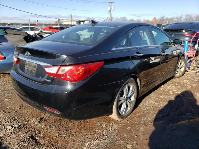 Photo 3 from auction – 2011 HYUNDAI SONATA SE with VIN 5NPEC4AC9BH226671
