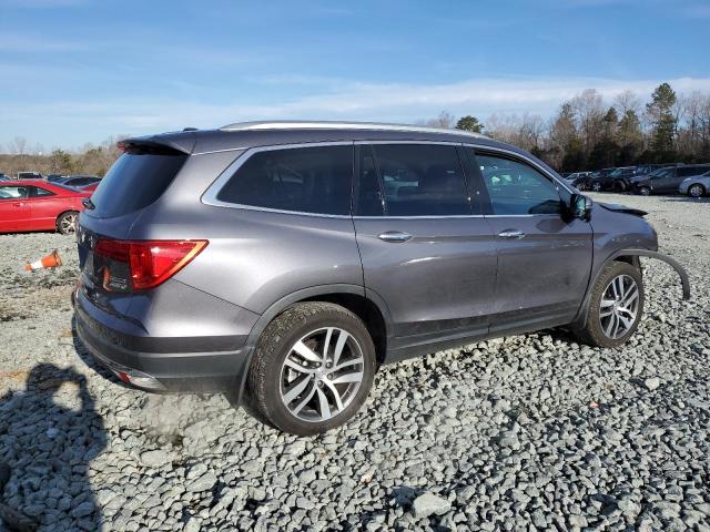 Photo 3 from auction – 2018 HONDA PILOT TOUR with VIN 5FNYF6H97JB026752