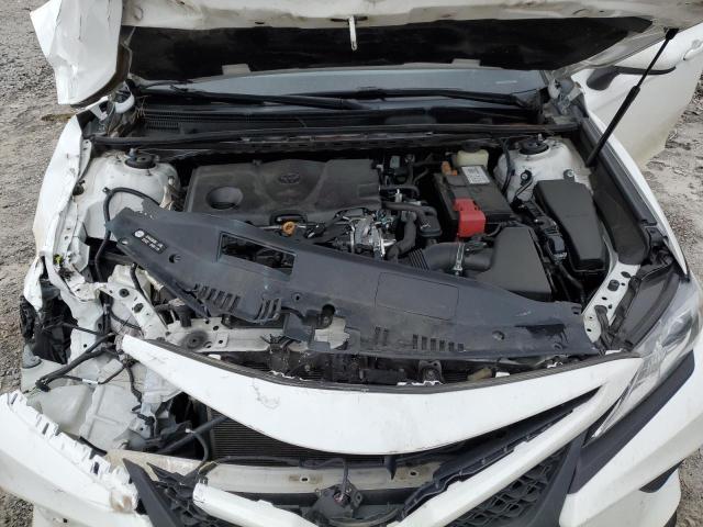Photo 11 from auction – 2018 TOYOTA CAMRY with VIN 4T1B11HK9JU032145