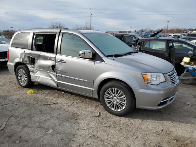 Photo 4 from auction – 2016 CHRYSLER TOWN & COU with VIN 2C4RC1CG3GR167093