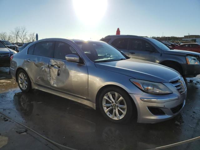 Photo 4 from auction – 2013 HYUNDAI GENESIS 3. with VIN KMHGC4DD2DU243720