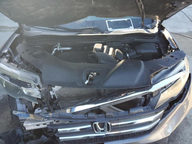 Photo 12 from auction – 2016 HONDA PILOT LX with VIN 5FNYF5H16GB055561