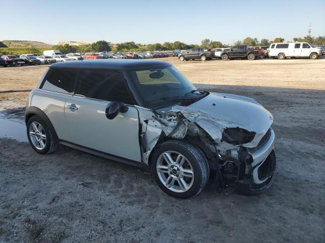 Photo 4 from auction – 2012 MINI COOPER with VIN WMWSU3C51CT261868