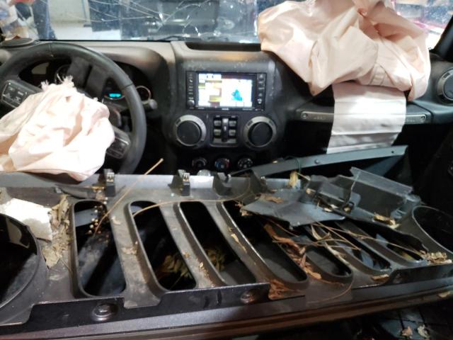 Photo 8 from auction – 2016 JEEP WRANGLER U with VIN 1C4BJWDG7GL284039