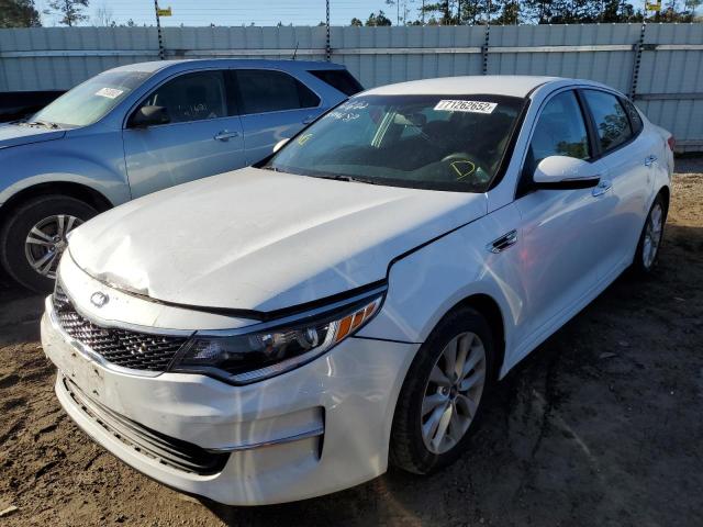 Photo 1 from auction – 2017 KIA OPTIMA LX with VIN 5XXGT4L36HG171297