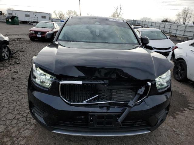 Photo 5 from auction – 2022 VOLVO XC40 T5 MO with VIN YV4162UK2N2648135